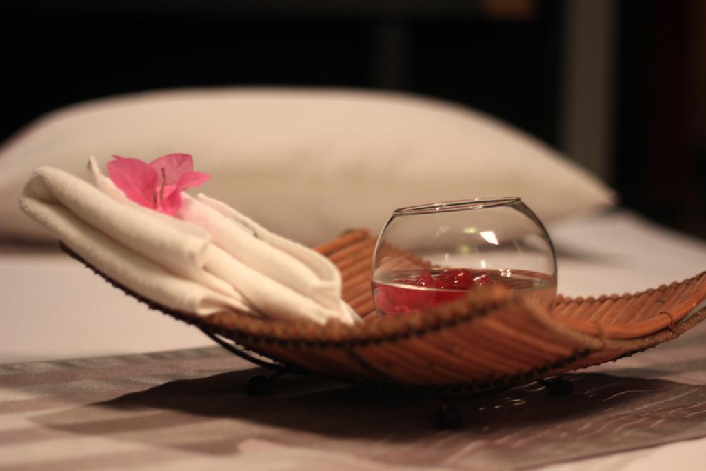 Sparks Life Jakarta, Artotel Curated Kültér fotó