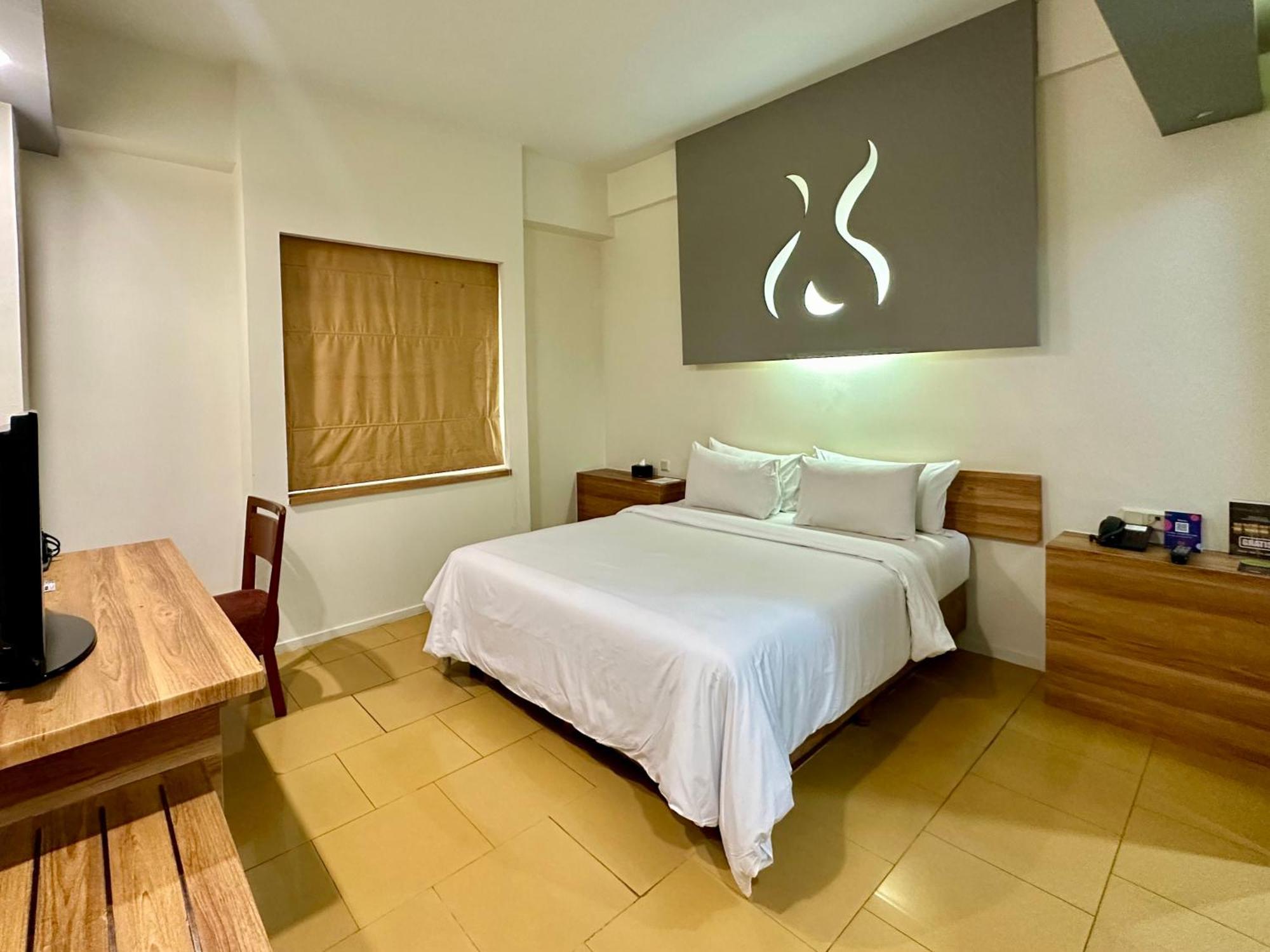 Sparks Life Jakarta, Artotel Curated Kültér fotó