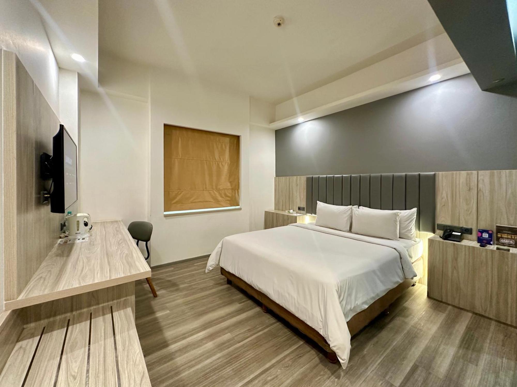 Sparks Life Jakarta, Artotel Curated Kültér fotó
